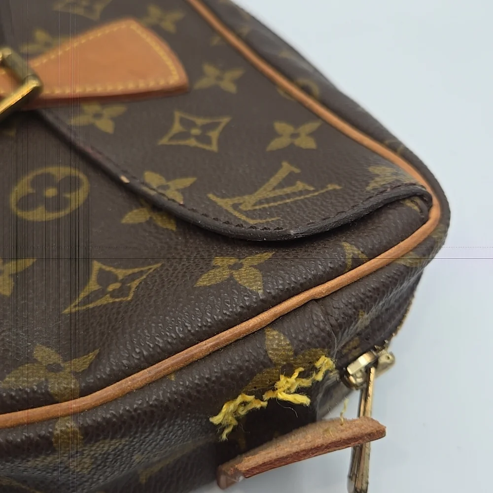 Project Piece - Louis Vuitton Jeune Fille - No Strap, inside peeling removed - Picture 4 of 14